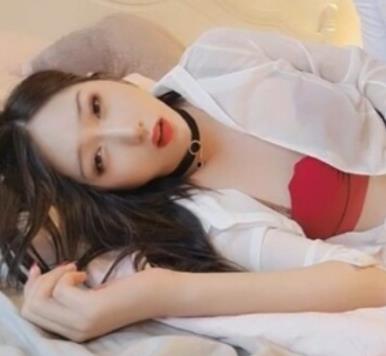 微博网红《TS紫苑》办公室透明半身裙