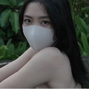 《玩偶姐姐hongkongdoll》最新晨钟暮鼓二