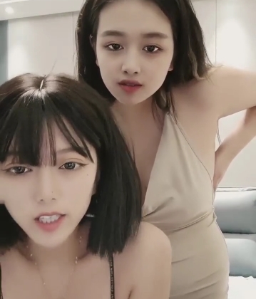 快手网红-高颜值双美女自玩第二弹