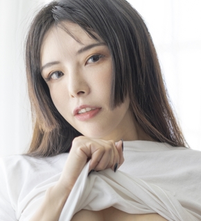 糖心vlgo【秋和柯基】洗衣房内大玩白