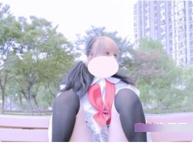 某推人气火爆家喻户晓的极品重口妹子【某推极品】（穿环少女沙耶妹妹）稀缺完整合集【30v-1.6G】