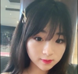 b站up主【软喵喵最可爱】舌头360度旋转