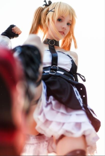 迷恋超美女神RocksyLight的终极合集，绝对让你心动不已！