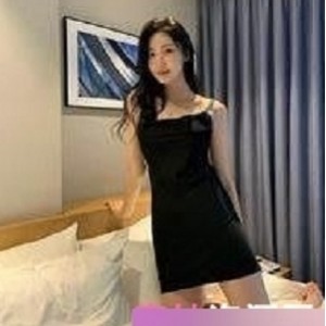 最牛户外主播冯珊珊在线野外打野