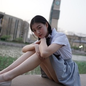 网红崔杰的精彩拍摄视频资源，14V/1G，14V+1000M，低分辨率，纯手工打包上传