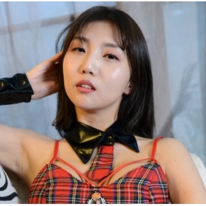 气质PANS,精选反差御姐,小青,诱人私拍,女仆装,透视,黑丝,35三人游1V,3.9G,百度盘