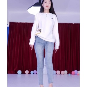 转载搬运的日月俱乐部阿咯热舞和luo+ti走秀健身C3v+803m的百度盘