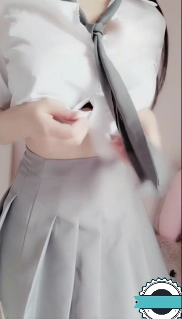 私人玩物新作：JK服装美少女1V500M高清视频下载（度盘）