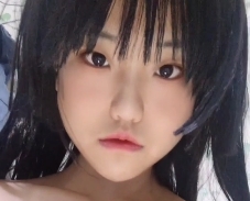 最新泄密的娃娃脸青春少女嫩妹17P视频下载