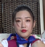 转载搬运的K&M品牌萍萍包臀裙和凉高裸足挑鞋，1V850M型号，可在百度云资源上下载，百度盘提供。