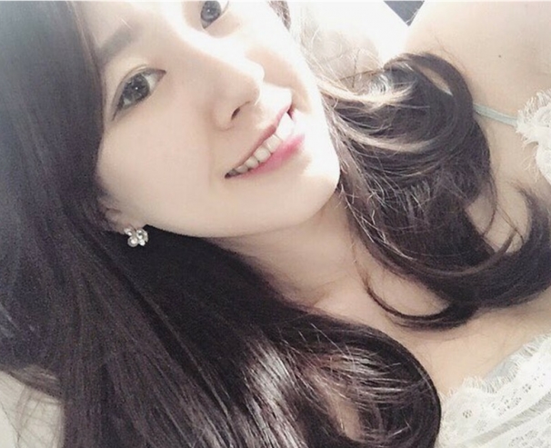 标题百度云泄密事件引发新闻传媒大学美女超高颜值2G热议