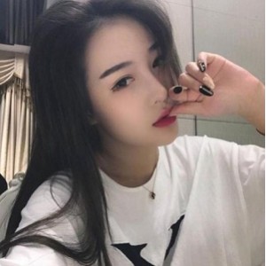 抖音网红女神杜雨含下水写真合集