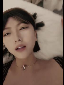 顶级冷艳女神大战P友，时长3小时，颜值身材尽显，少妇火爆战斗，下载观看