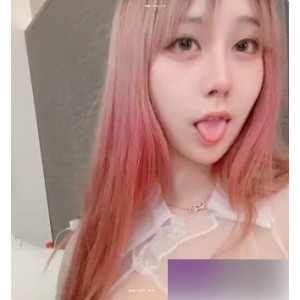 1.双人精选女主播妮miko的精选作品2.妮miko双女主播合作作品3.两位女主播妮miko的精彩表演4.妮miko与另一位女主播的火爆作品5.妮miko与另一位女主播的双人直播精选