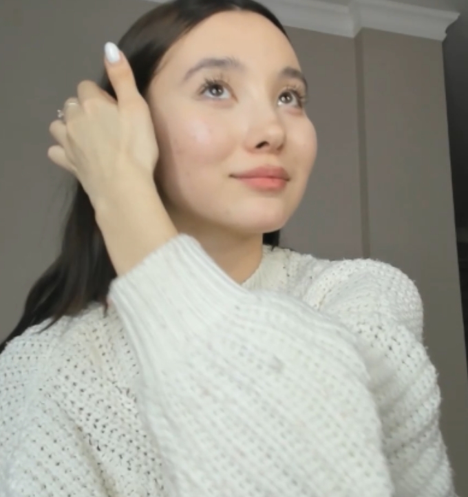 文静乖巧优雅气质，甜蜜水视频1v+3.15g