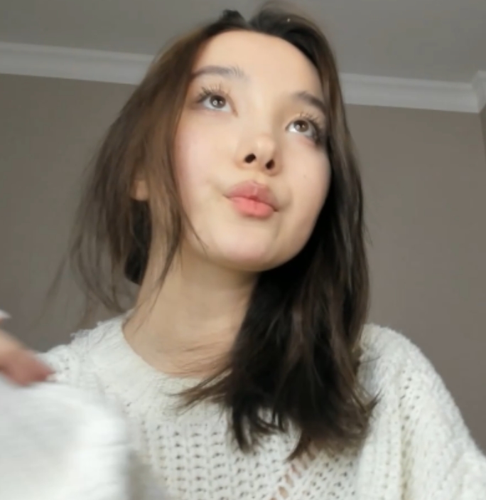 文静乖巧优雅气质，甜蜜水视频1v+3.15g