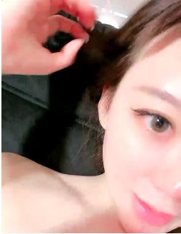 七彩女神Neinei直播合集：神秘处诱惑，视频丰富多彩