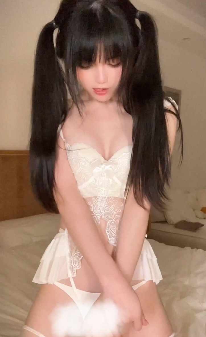 转载搬运落英酱微密圈合集9四人游图片96V视频2.64G