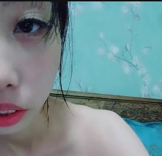 胖哥艳福不浅：00后双胞胎姐妹花2V+1.5G百度盘