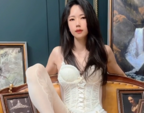 韩国网络红人tsdalkom_Sugar直播收藏视频大全