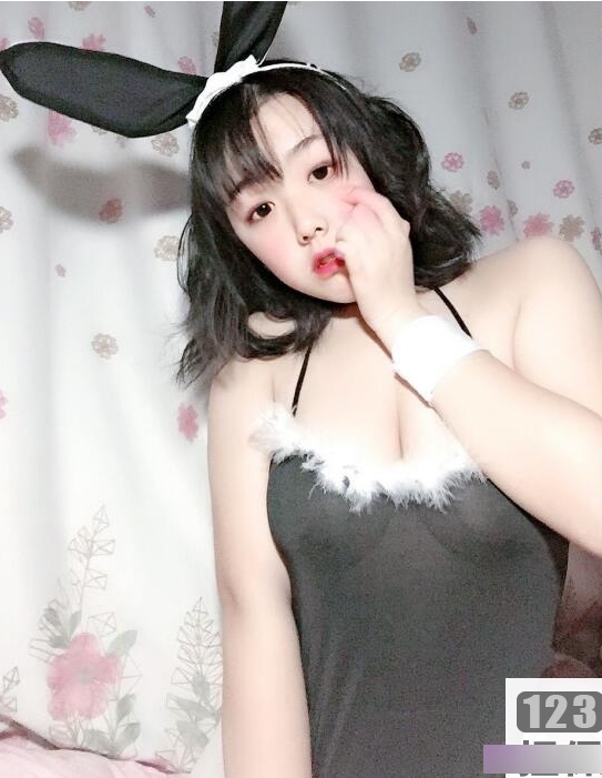 抖音neo奶酪香草少女学姐视频合集