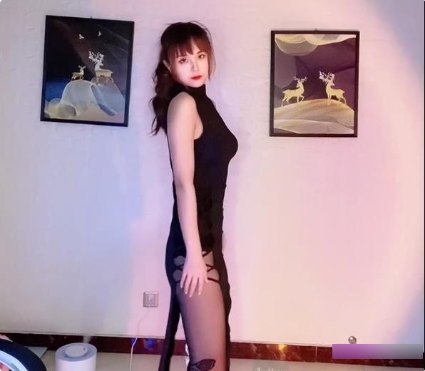 快手主播悠宝儿热舞泳装定制社保专辑