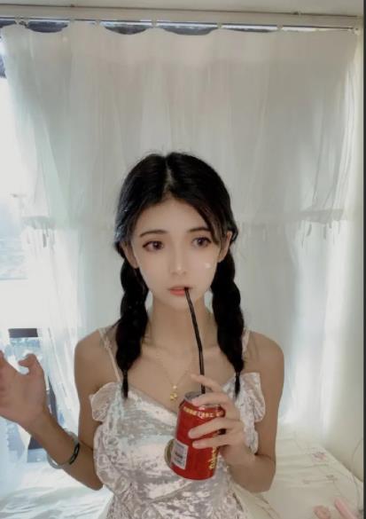 斗鱼新人王纯美美女主播性感女神视频合集1.6G