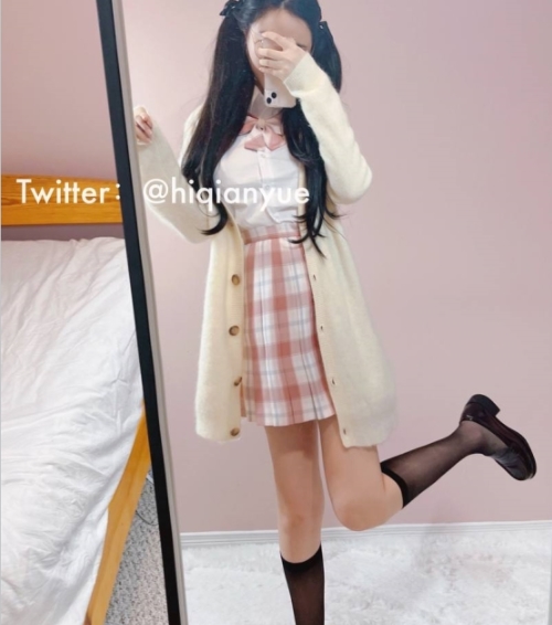 《千月》浮力姬视频集：推特上的热门小合集精彩浮力技能，神秘冒险故事