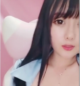 《软软小湿妹》私人订制合集：童颜网红的多彩生活大小揭秘