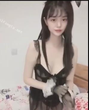 高能短视频合集：推特网红月兔兔舞蹈颜值身材全收录！