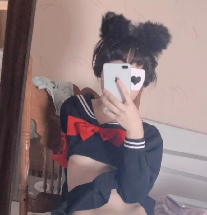 推特热门视频主播小结巴N+5.26GB视频打包上百度盘,独特风格引发热议