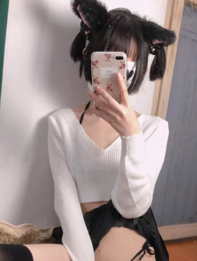 推特热门视频主播小结巴N+5.26GB视频打包上百度盘,独特风格引发热议