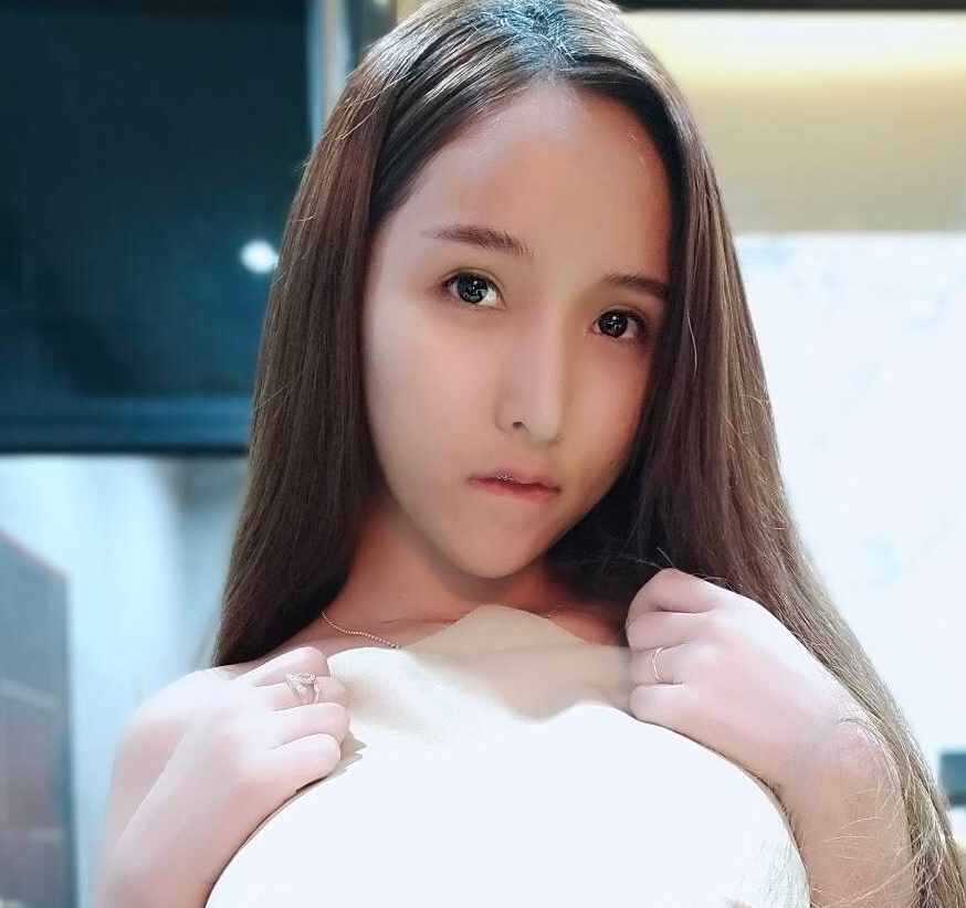 Aom和Yumi：OnlyFans明星28v1.5g视频收藏珍品