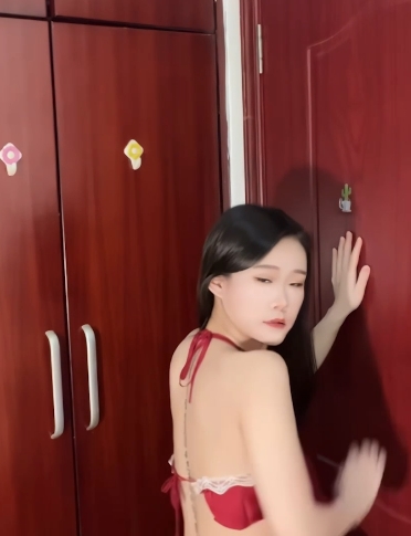 CT少女：惊艳内衣秀视频集