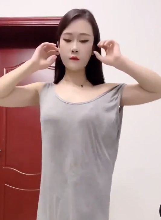 CT少女：惊艳内衣秀视频集