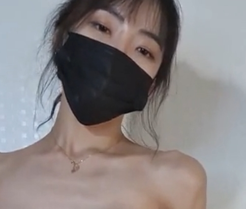 迷人韩国主播nymph412：136个视频等你来收藏