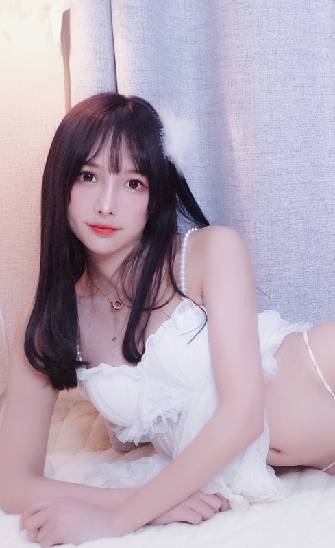 神秘高冷小小奶瓶儿作品集71P5.88GB