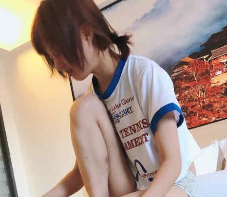 羞涩纯真小妹妹希妹私拍合集，多个视频展现不同魅力