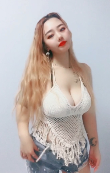 刘貂蝉定制大合集：热舞妹子诱惑私拍展示，超级优质的妹子啊（时长21分钟）