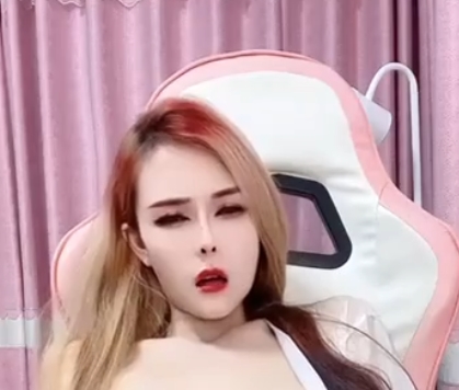 网红热舞热舞1V1群尺度合集：112个视频3.53G，娇妻舞怠显魅力