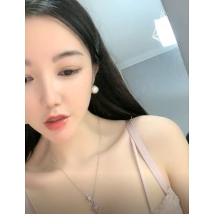 妖娆妩媚小纯纯：浮力主播大白兔合集，47个视频总计17.8G