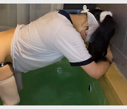 白菜被猪拱的体给服妹子，1V674M视频，浴池玩耍金猪