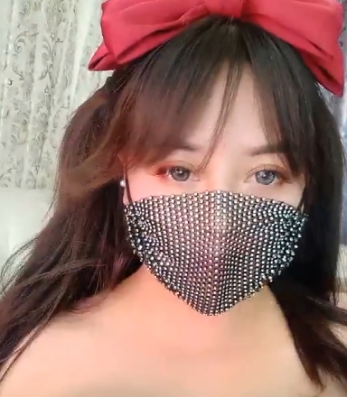 巨无霸猫猫：颜值身材双绝！1.75G视频大片震撼上线