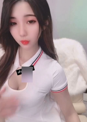 斗鱼女主播微微可爱啦作品集：清纯大长腿跳舞视频130MB