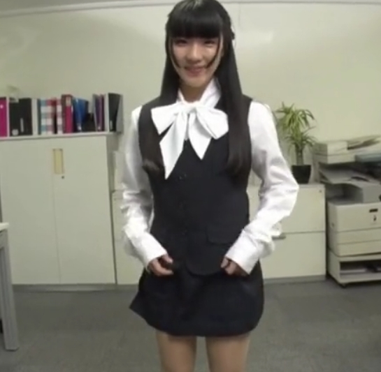 让观众更方便地获取这些精彩视频,主播“po,chu”特意将它们打包上传至度盘,让观众可以随时随地轻松观看。不容错过的西方与东方视频集,经典换脸第一次,尽在这份7.5g的视频宝藏中!