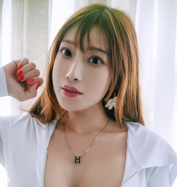 JVID波妮优质波霸女与酒瓶子亲密接触0.6G百度盘精选视频