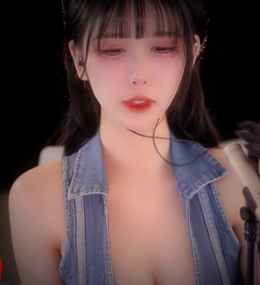 念酱魔法书福利视频7+1.75G，虎牙抱抱合作，百度盘搜索即可观看