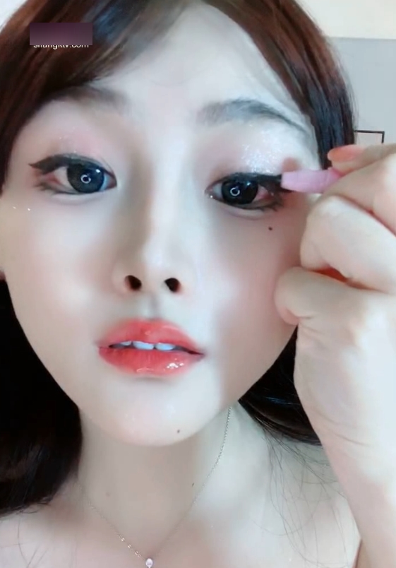 小优漂亮馒头嫩模视频合集：104个视频，22v25g，增加收藏价值