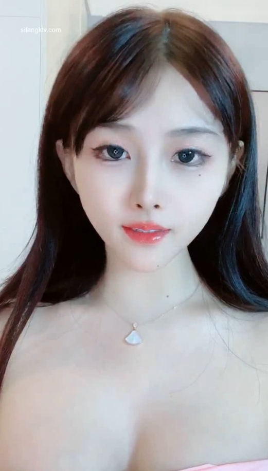 小优漂亮馒头嫩模视频合集：104个视频，22v25g，增加收藏价值