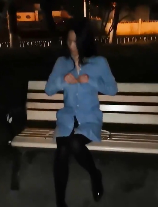 草莓穆斯901m：展示界鼻祖，荒野小蛮腰收藏之选